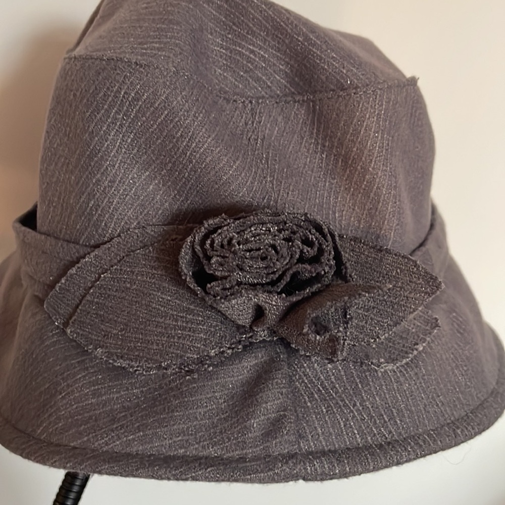 Bucket hat - Picture 2 of 6
